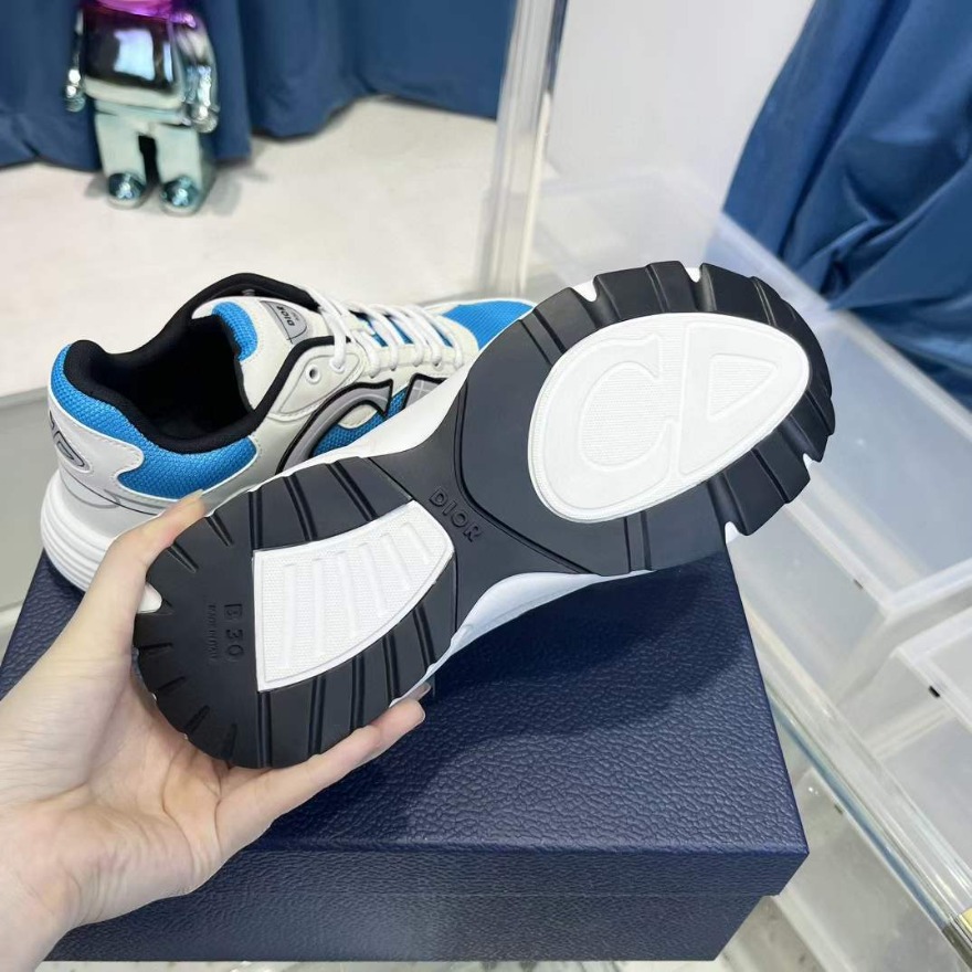 mmexport1695787254129.jpg