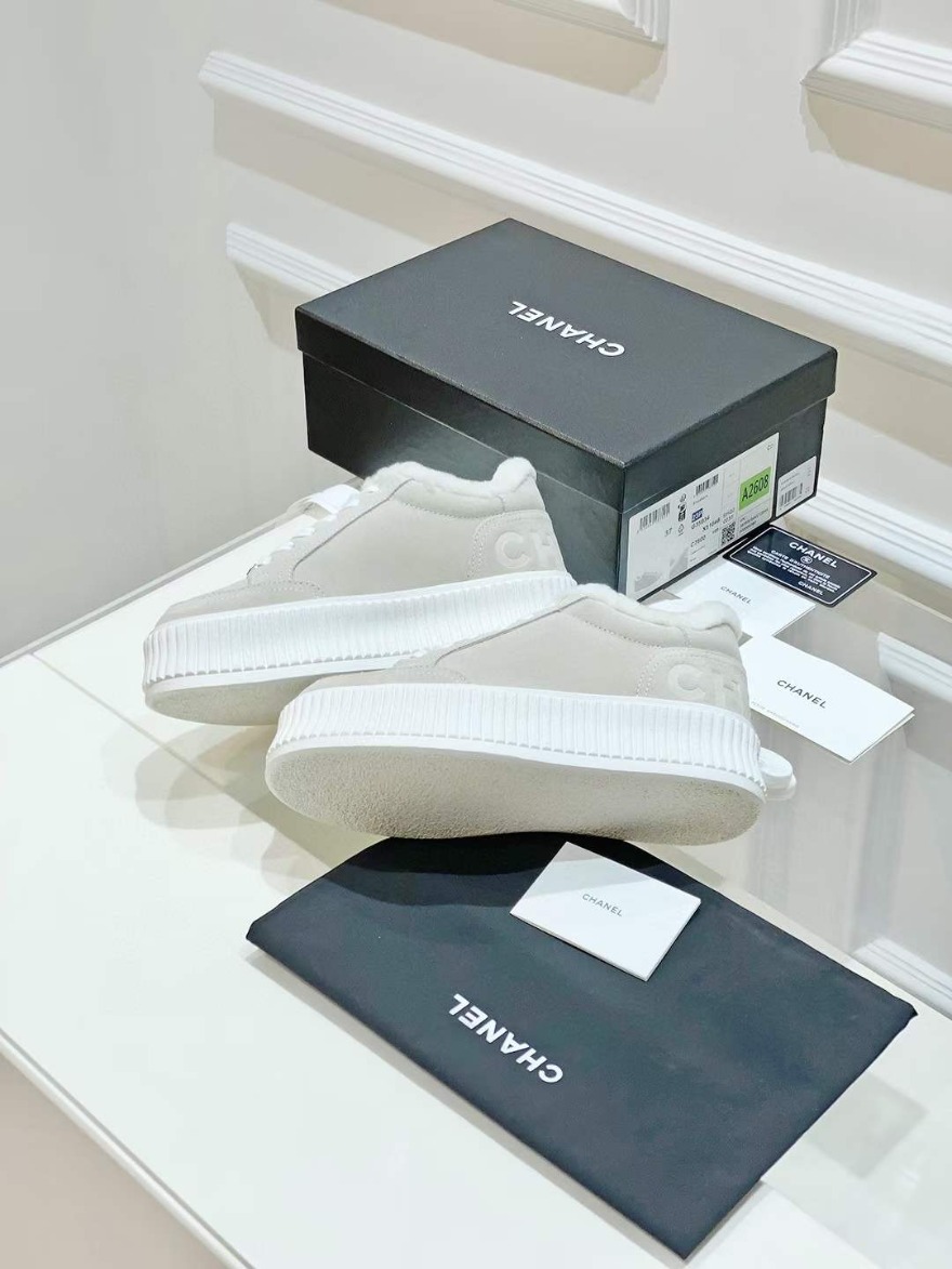 mmexport1695787685760.jpg