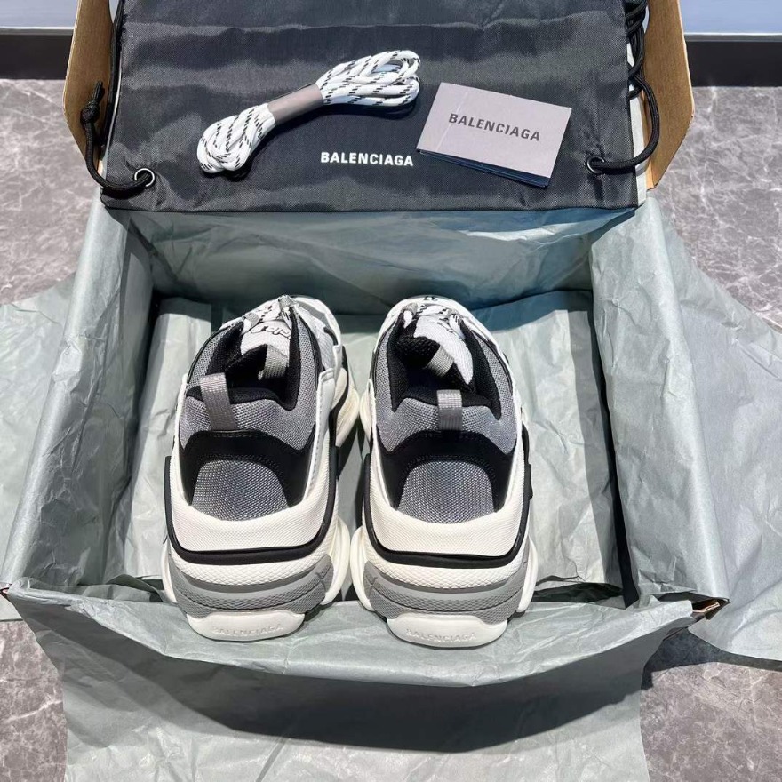 mmexport1695787886036.jpg