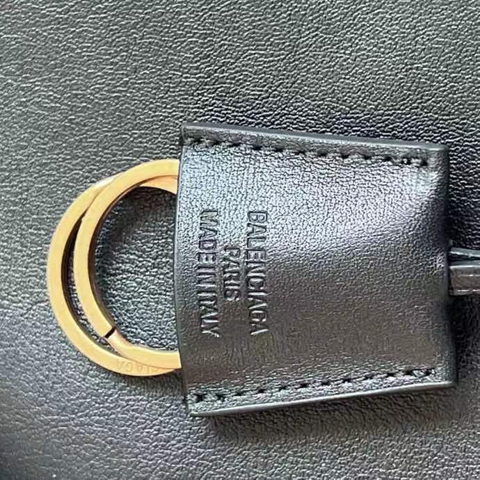mmexport1743532838682.jpg