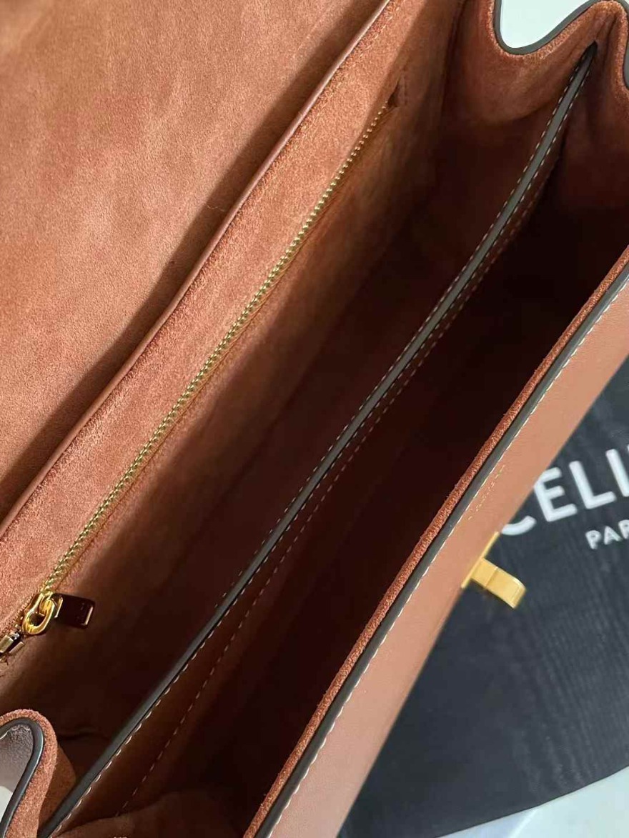 mmexport1743792959434.jpg