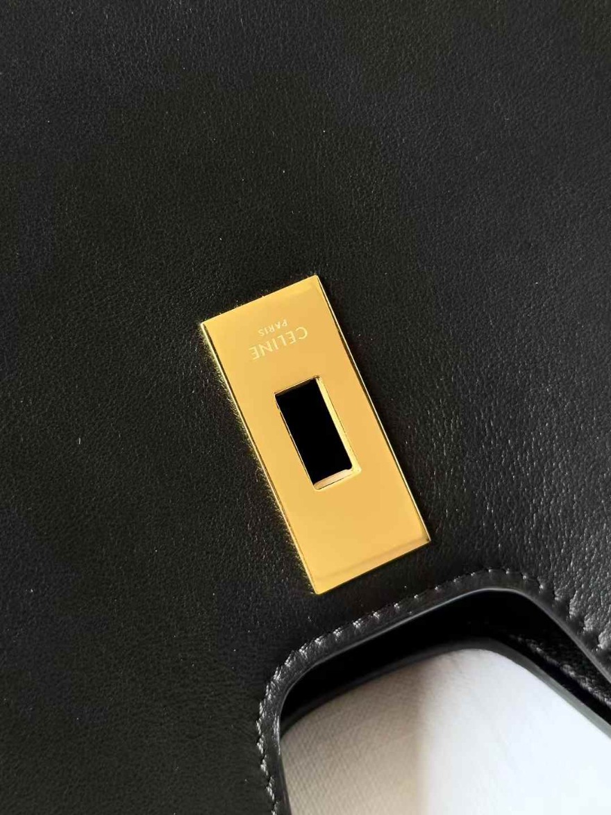 mmexport1743797431113.jpg